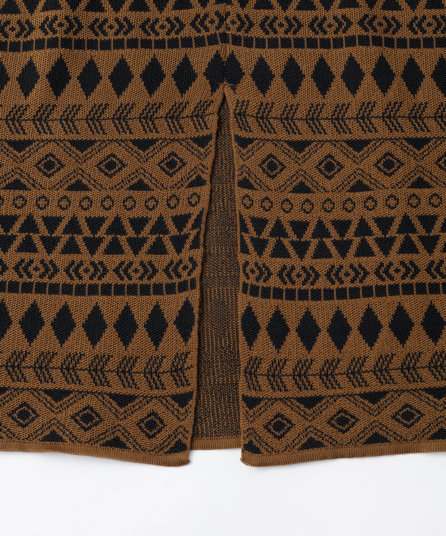 TRIBAL PATTERN SKIRT